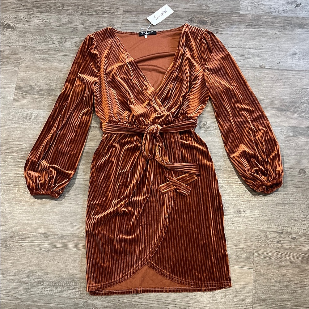 NWT Simplee Brown Velvet Wrap shiny soft ribbed belted dress SZ S